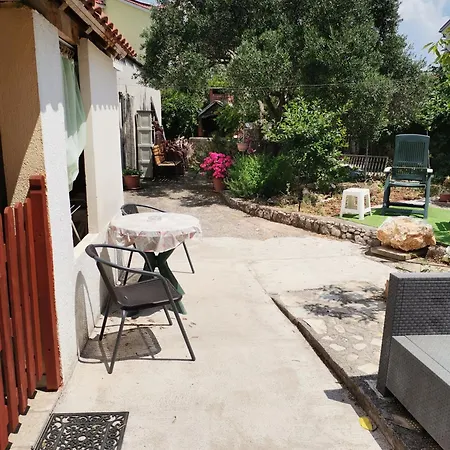 Jakobina Apartment *