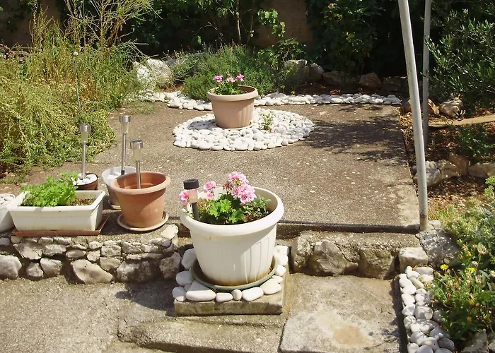 Jakobina * Brodarica (Sibenik-Knin)